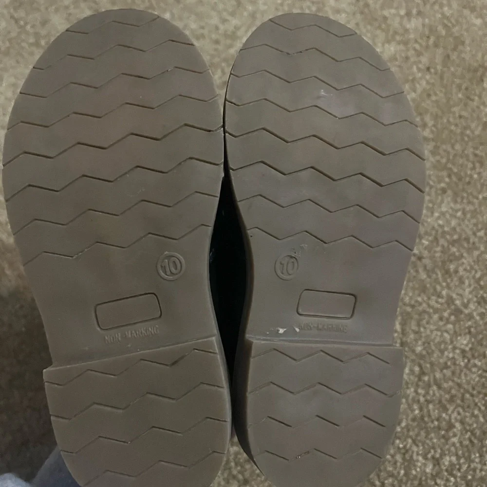 Gymboree boys dress shoes - Picture 3 of 3